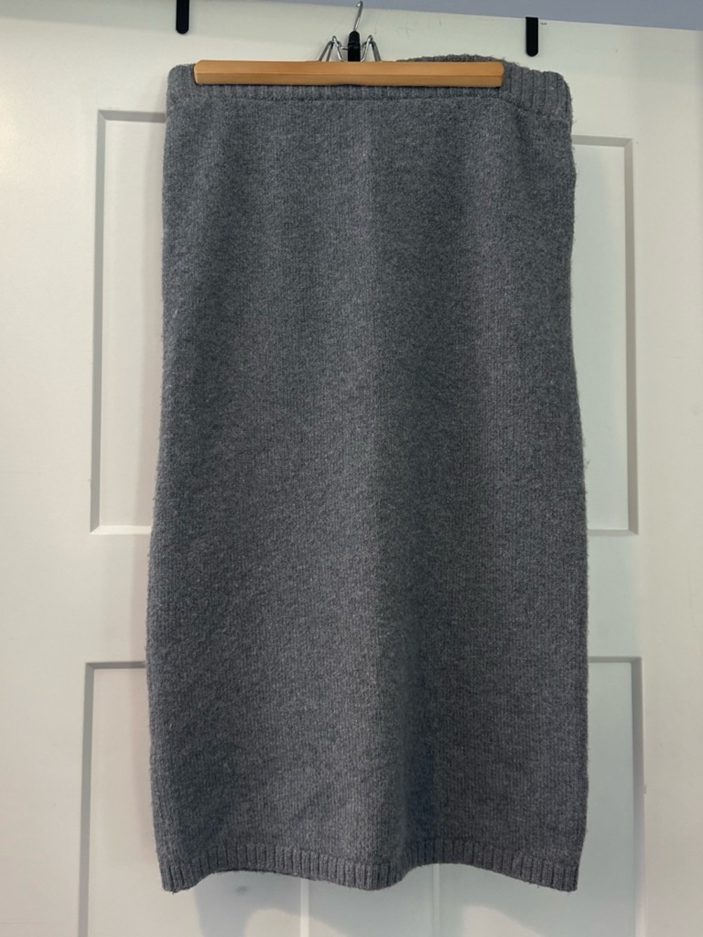 House of Harlow 1960 Heather Gray Knit Pencil Skirt